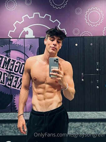 hey.itsgrayson Nude Leaks Photo 10