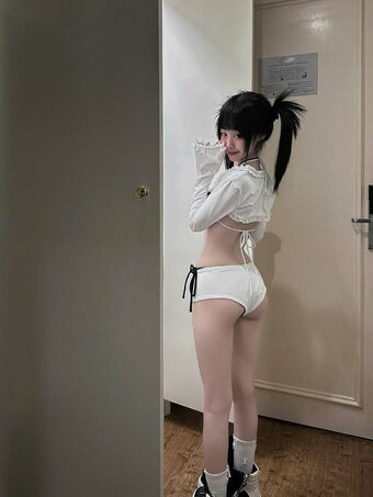 Heyychie Nude Leaks Photo 13