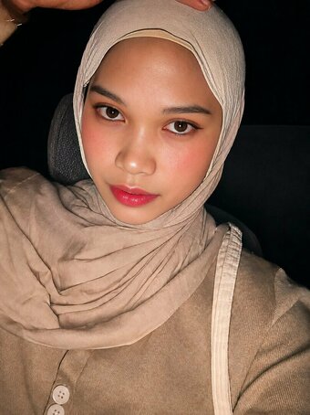 hijab soffia / insoffy / soffia_cder Nude Leaks Photo 10