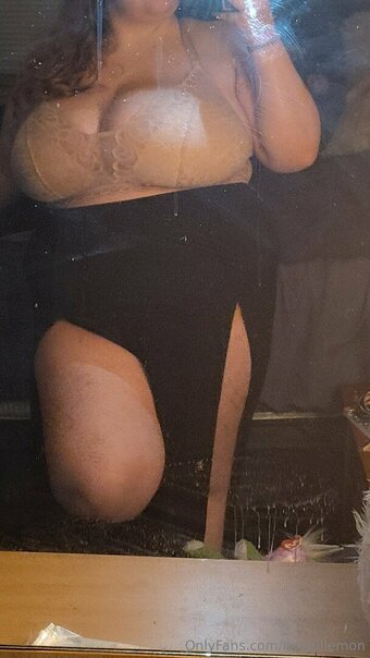 honeiilemon honeiilemon