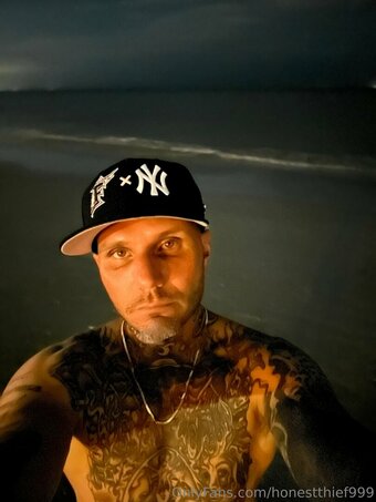 honestthief999 honestthief999