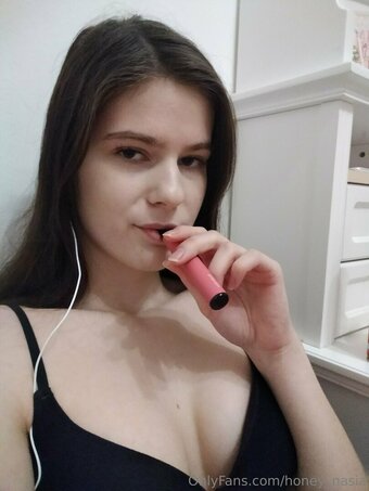 honey_nasia honey_nasia