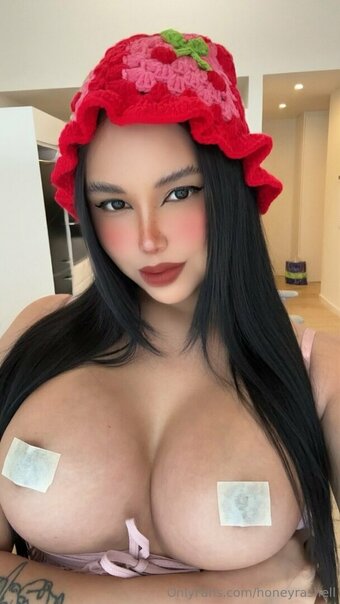 honeyrashell / honeyrashelll Nude Leaks OnlyFans Photo 1