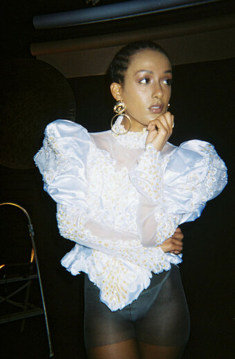 Honnete Bas / honnetebas Nude Leaks Photo 5