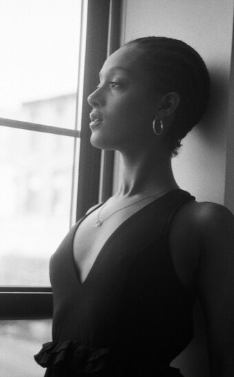 Honnete Bas / honnetebas Nude Leaks Photo 11