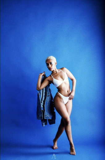 Honnete Bas / honnetebas Nude Leaks Photo 29