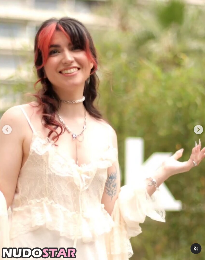 Horty Underscore a whisper of skin