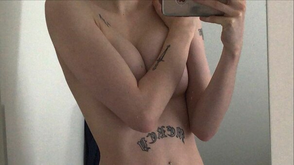 htmlrat Nude Leaks Photo 1