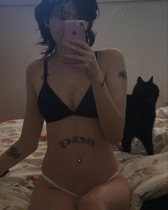 htmlrat Nude Leaks Photo 5