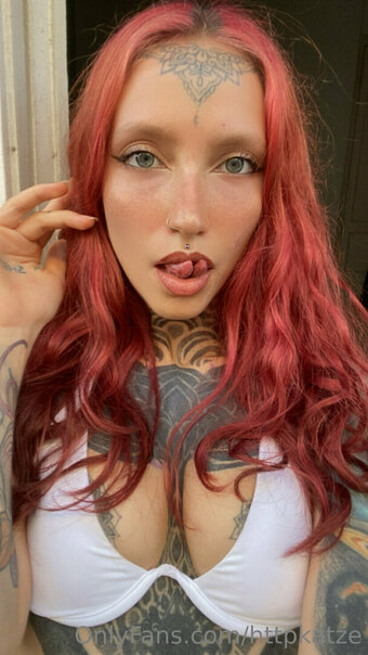httpkatze Nude Leaks Photo 26