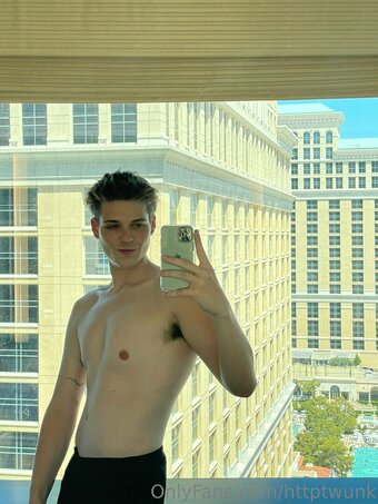 httptwunk Nude Leaks Photo 21