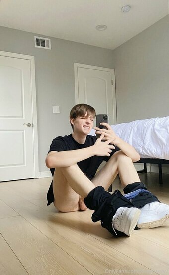 httptwunk2 Nude Leaks Photo 5