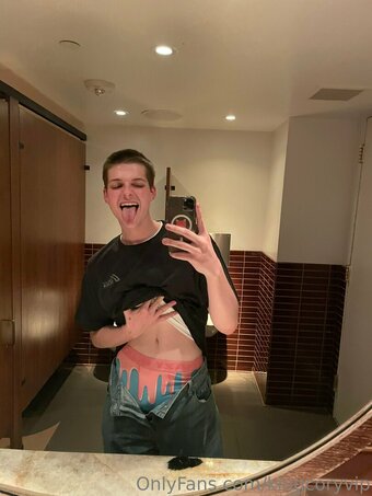 httptwunk2 Nude Leaks Photo 10