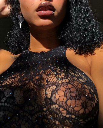 Httvitoria Nude Leaks Photo 3