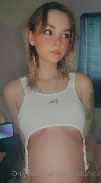 hyperbabecyber Nude Leaks Photo 5