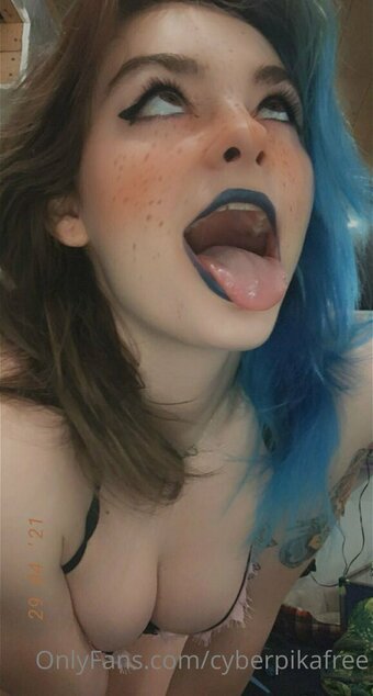 hyperbabecyber Nude Leaks Photo 11