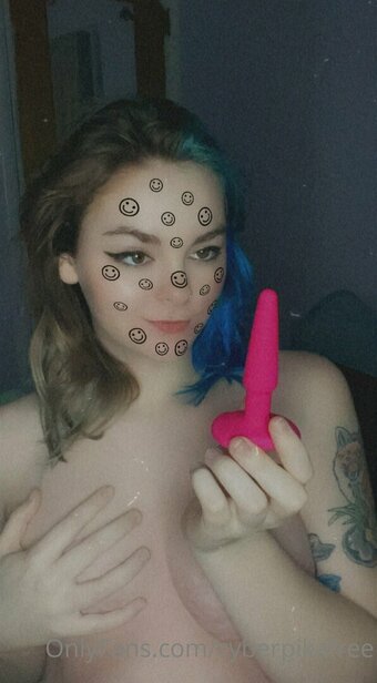 hyperbabecyber Nude Leaks Photo 21