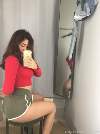 iamanothergirl iamanothergirl