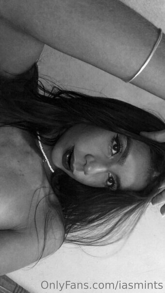 iasmints Nude Leaks Photo 3