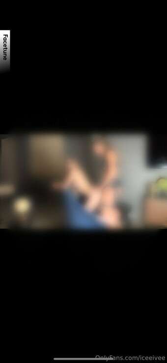 iceeivee Nude Leaks Photo 18