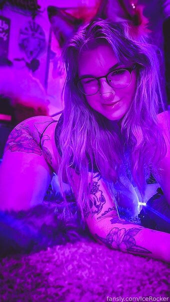 IceRocker / ThatIceRocker / dancing_gypsy Nude Leaks OnlyFans Photo 14