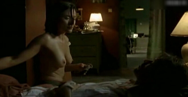 Idil Üner Nude Leaks Photo 11