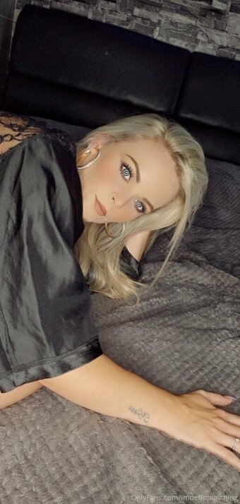 imdeffopunching Nude Leaks Photo 5