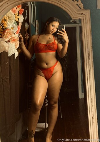 imnotforeignn / bloomingwithalex / https: / imnotforeignnn Nude Leaks Photo 10