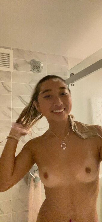 Imnotthikkvikk Nude Leaks Photo 1