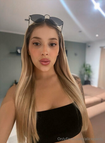 imsofiaxx Nude Leaks Photo 3