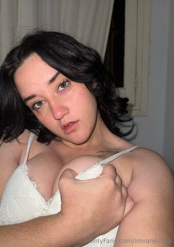 imvanessaa / imvanessa._ Nude Leaks OnlyFans Photo 4