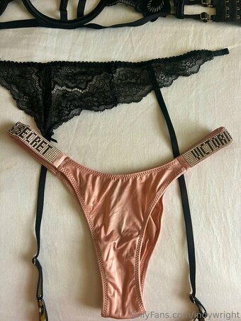 indywright Nude Leaks Photo 14