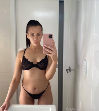 Ines Basic MaFS / inesbasic / innnnnnes Nude Leaks OnlyFans Photo 15