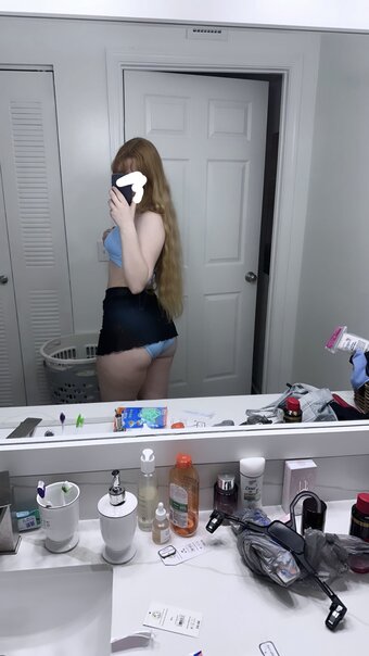 Initialelon / Megelonbox Nude Leaks Photo 9