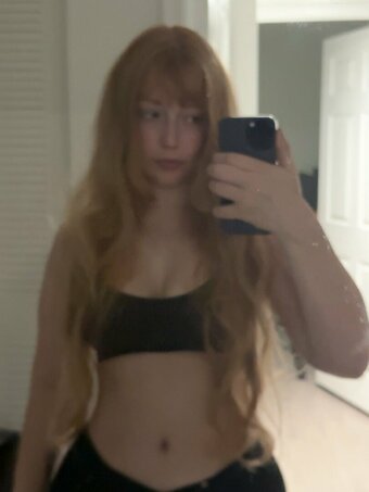 Initialelon / Megelonbox Nude Leaks Photo 14