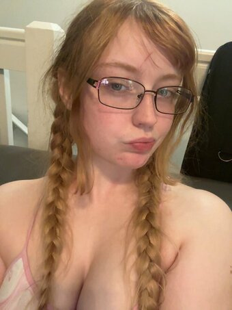 Initialelon / Megelonbox Nude Leaks Photo 22