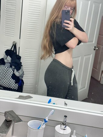 Initialelon / Megelonbox Nude Leaks Photo 24