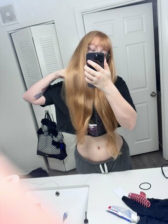 Initialelon / Megelonbox Nude Leaks Photo 27