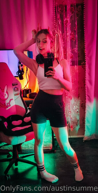 InnocentElixir / austinsummer Nude Leaks OnlyFans Photo 4