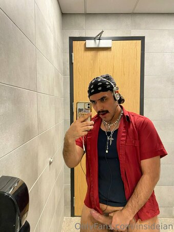 insideian Nude Leaks Photo 23