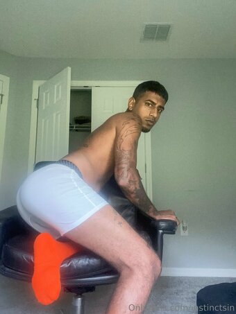 instinctsin Nude Leaks Photo 4