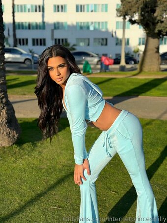 internetprincesslilly Nude Leaks Photo 10