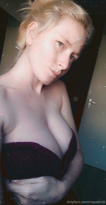 irisqueen28 Nude Leaks Photo 10