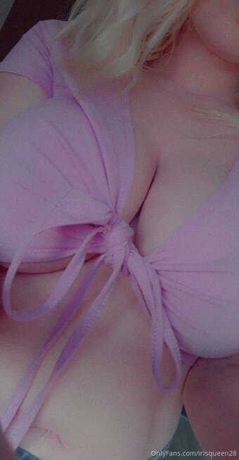 irisqueen28 Nude Leaks Photo 24