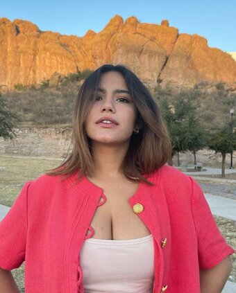 Isabel Neru / isabelneru / neruisabel Nude Leaks OnlyFans Photo 23