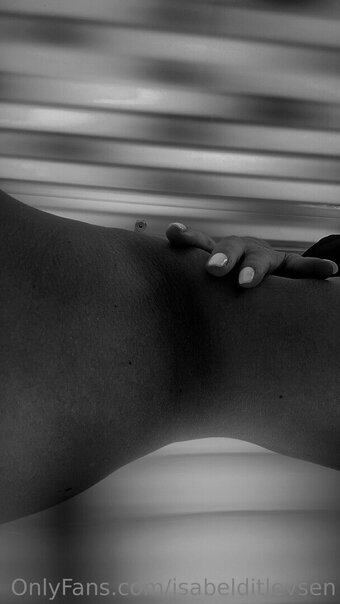 isabelditlevsen Nude Leaks Photo 26