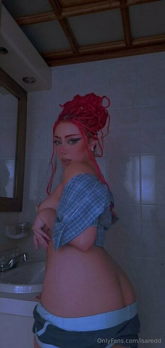 isaredd Nude Leaks Photo 25
