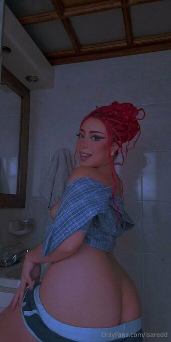 isaredd Nude Leaks Photo 26