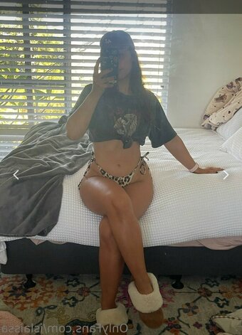 Isla Lorger / https: / islalorger Nude Leaks OnlyFans Photo 22