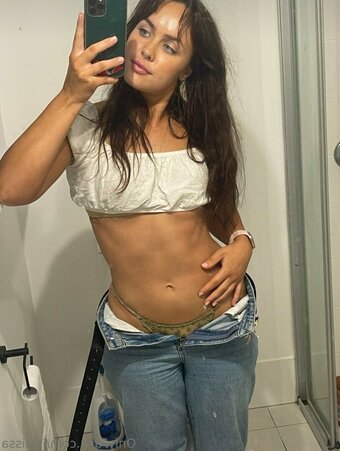 Isla Lorger / https: / islalorger Nude Leaks OnlyFans Photo 24